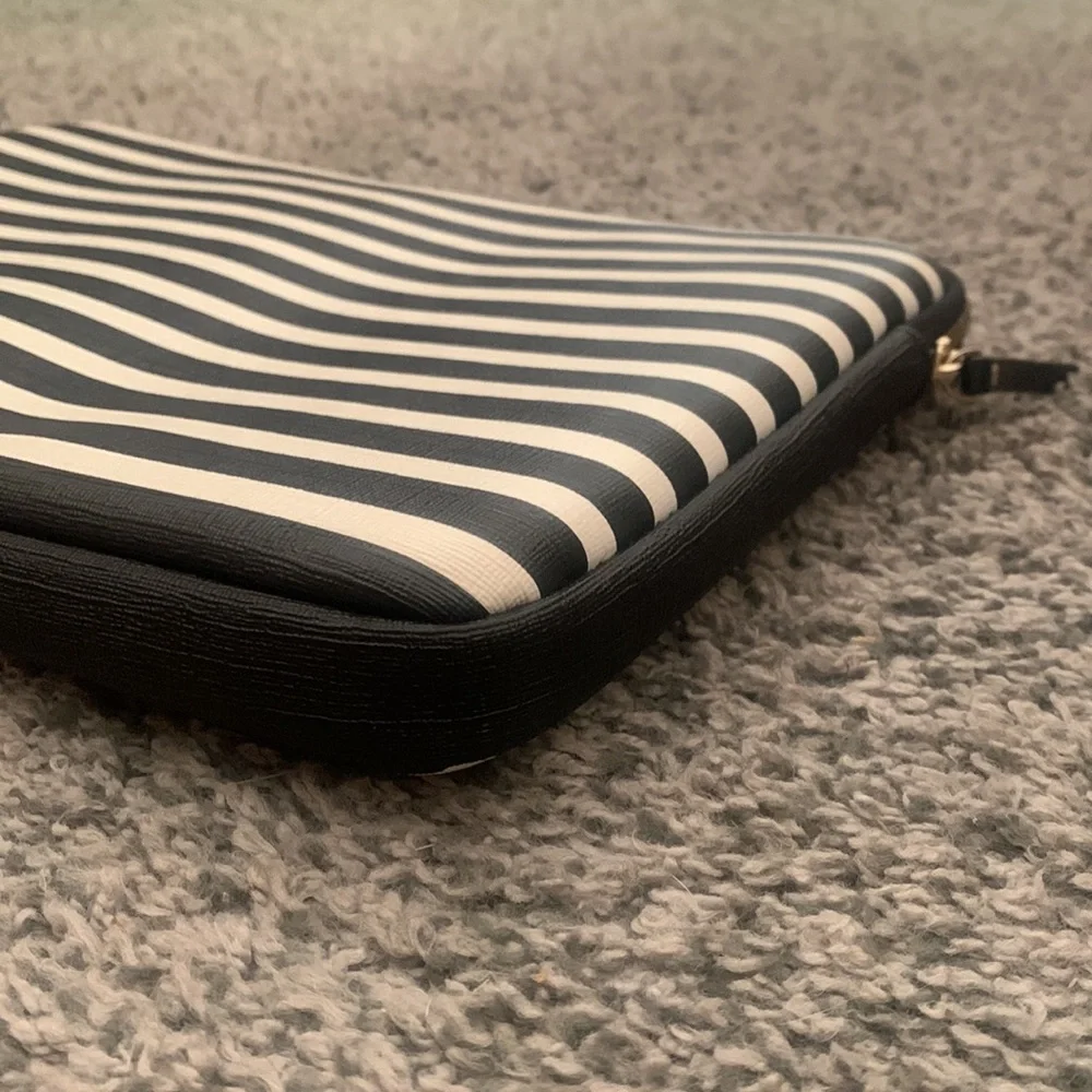 Kate Spade cushioned laptop sleeve